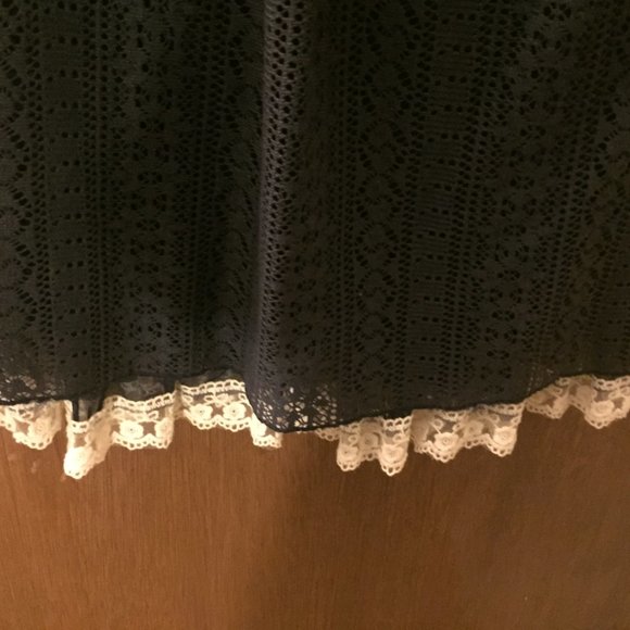 Lace Beaded Dress - Picture 6 of 6